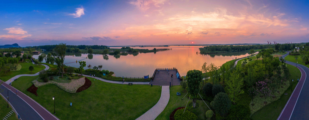 為了建設(shè)美麗中國--以習近平同志為核心的黨中央關(guān)心推動中央生態(tài)環(huán)境保護督察紀實