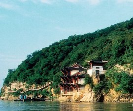 馬鞍山采石風(fēng)景名勝區(qū) 詩情畫意中的長江明珠